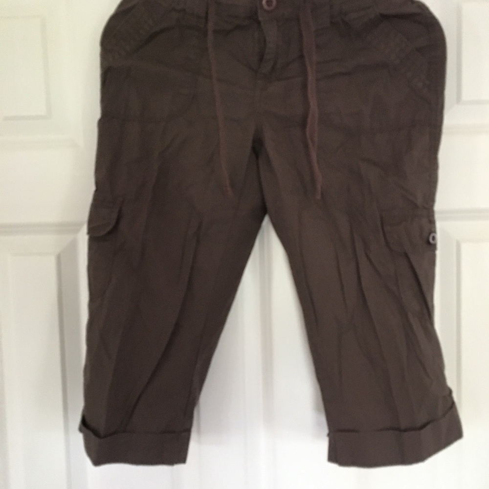 Crop pants size-3